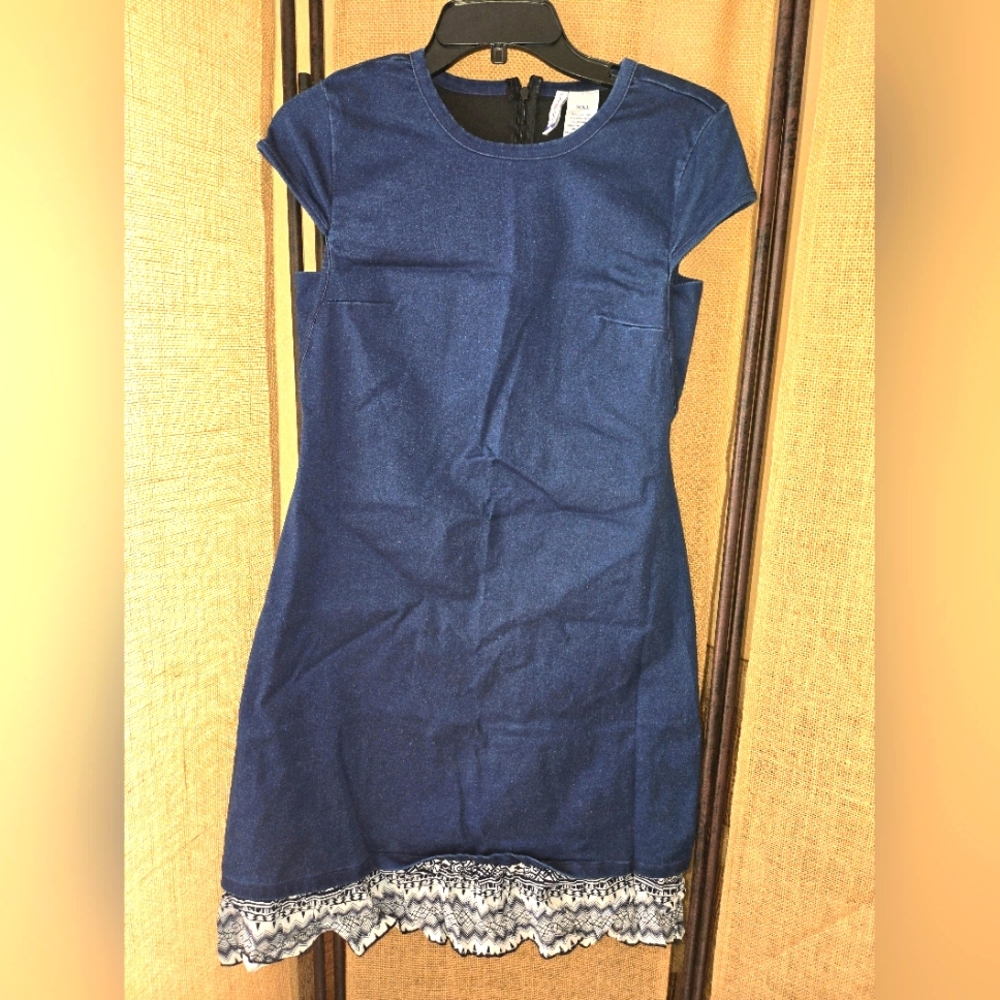 NWOT Women's Planet Motherhood Denim Look With Ruffle Maternity Dress Small